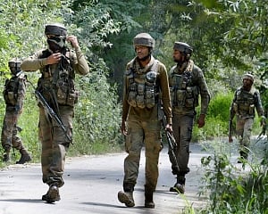Encounter underway between security forces, militants in Shopian, Anantnag