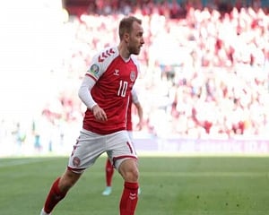 Eriksen to be fitted with implanted heart monitoring device