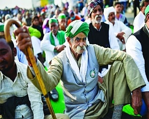 Farmer leaders accept PM’s dialogue invite, ask for date