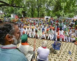 Farmers' Jantar Mantar stir to end Monday evening, protests to continue at Delhi borders