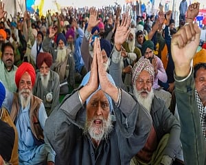 Farmers protest at Jewar toll plaza on Yamuna Expressway