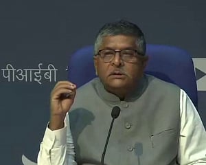Govt announces new guidelines to curb misuse of social media platforms