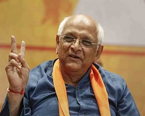 Gujarat CM-designate Bhupendra Patel meets Governor; stakes claim to form govt