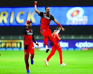 Harshal Patel  takes hat-trick