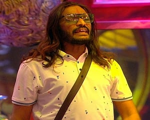 High drama on 'Bigg Boss 15' as Abhijit Bichukale threatens to consume poison