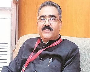 Himachal Pradesh Minister Bikram Singh Thakur tests COVID-19 positive