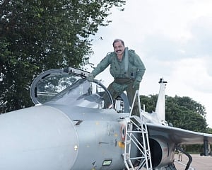 IAF Chief flies sortie in IOC LCA Tejas