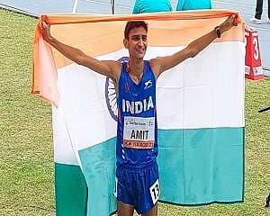 India's Amit Khatri wins silver in 10km race walk at World U-20 Athletics Meet