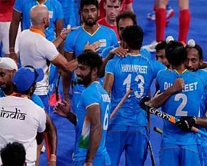 India's entry into Olympic semifinals after 49 years makes fans fall in love with hockey again