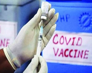 Indians with low antibody levels may get 3rd shot