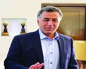 ISI chief’s Kabul visit part of plan to plant interests in Af