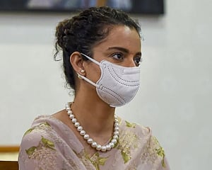 Javed Akhtar defamation case: Kangana appears before Mumbai magistrate court, says she has lost faith in it
