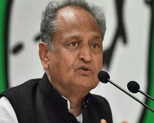 Keep working in Congress's interest: Gehlot to Amarinder Singh
