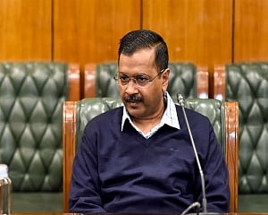 Kejriwal asks Delhi Jal Board officials to complete all projects within stipulated time frame