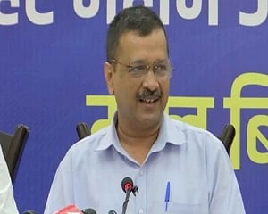 Kejriwal promises 300 units of free power to every family, waiver of old bills in U'khand