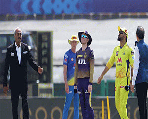 Kolkata Knight Riders win toss; opt to bat
