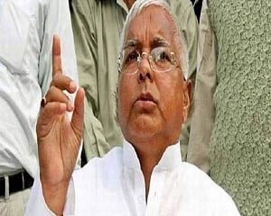 Lalu appears before CBI court at Patna in fodder scam case