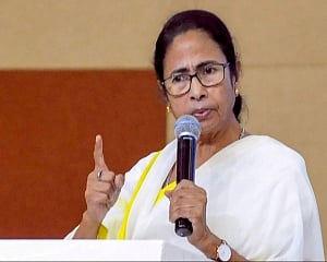 Making arrangements for free COVID vaccine for everyone in Bengal: Mamata