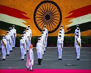 Modi calls for ‘Sabka Prayas’ on 75th I-Day