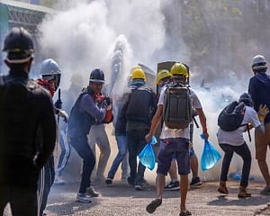 Myanmar death toll mounts amid protests, military crackdown
