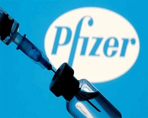 New Zealand approves Pfizer vaccine for young people from 12 to 15
