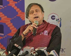 Onus on Centre, not states to bring down fuel prices: Tharoor