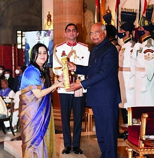 Padma Vibhushan conferred on Jaitley, Sushma, Fernandes