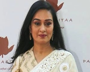 Padmini Kolhapure on 'Hum Hindustani': Dedicated to all frontline warriors across the world