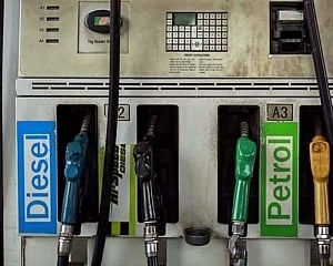 Petrol, diesel prices continue to rise touching new highs across country