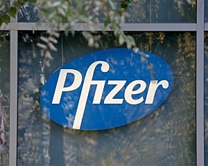 Pfizer, Oxford vaccines reduce severe COVID-19 in elderly, study finds