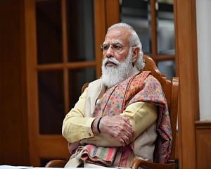 PM interacts with directors of premier tech institutions, pitches  for flexible education models