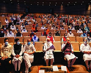 PM on Covid fight: All Govts must work as team