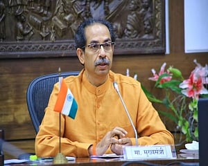 Proclaim Covid-19 'natural calamity', Thackeray urges Modi
