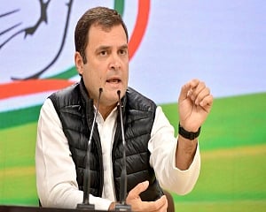 Rahul takes a dig at Modi govt over fuel prices