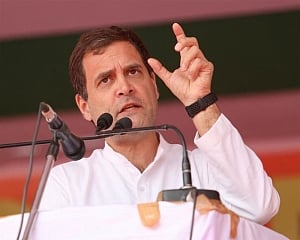 Rahul writes to PM, questions Covid-19 vaccination exports