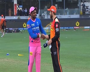 Rajasthan Royals opt to bat, Sunrisers Hyderabad drop Warner, Pandey