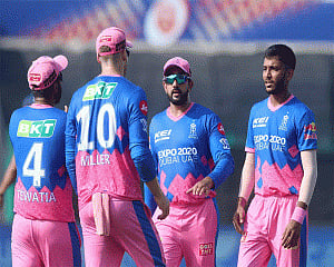Rajasthan Royals restrict Delhi Capitals to 154/6