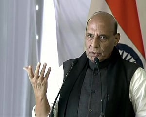Rajnath Singh speaks to Australian Defence Minister Peter Dutton