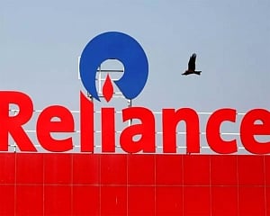 Reliance recalibrating business across oil to retail chain