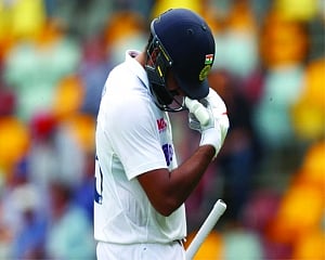 Rohit’s dismissal puts India on backfoot