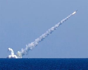 Russia reports successful test launch of hypersonic missile