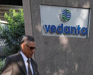 SC allows Vedanta's oxygen plant at Tuticorin to operate in view of 'national need'