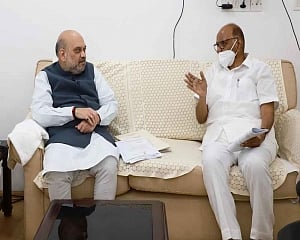 Sharad Pawar meets Amit Shah