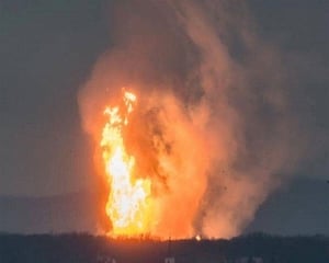 Six injured in bomb blast in Bengal