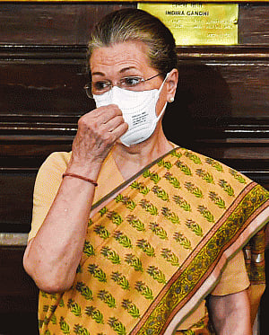 Sonia calls upon 19 Opp leaders to unite against BJP; AAP not invited