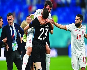 Spain win from spot