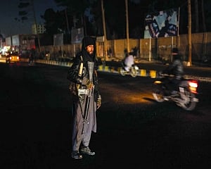 Taliban display 75 rare Kushan era antiques confiscated from Af babus