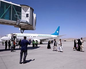 Taliban stop planes of evacuees from leaving but unclear why