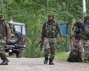Two unidentified militants killed in encounter in J-K's Kulgam
