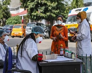 UP reports four COVID-19 deaths, 376 new cases
